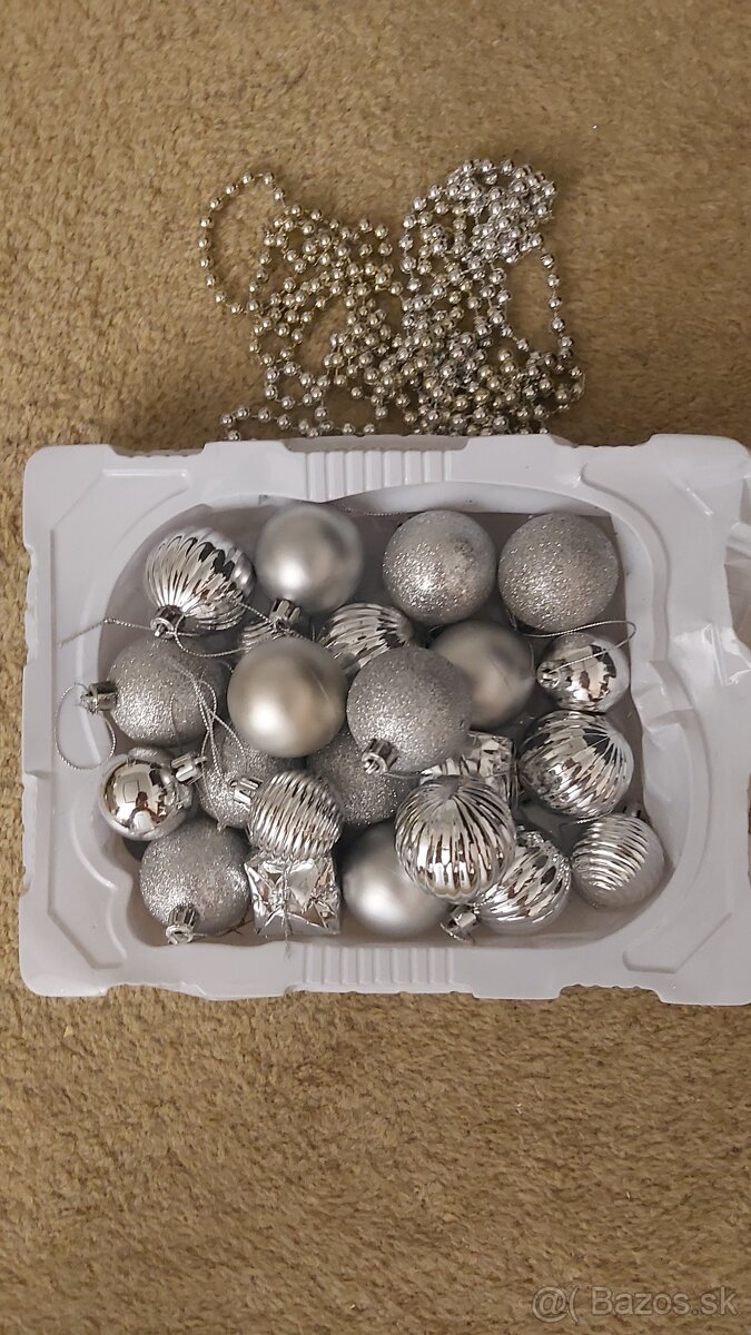 vianočné dekorácie strieborné asi 30ks - 4