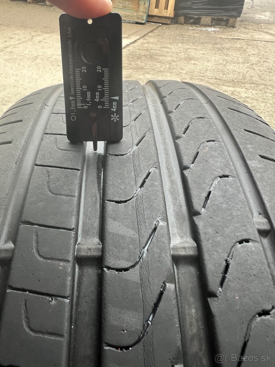 Pirelli 245/40 R19 98V XL runflat - 4
