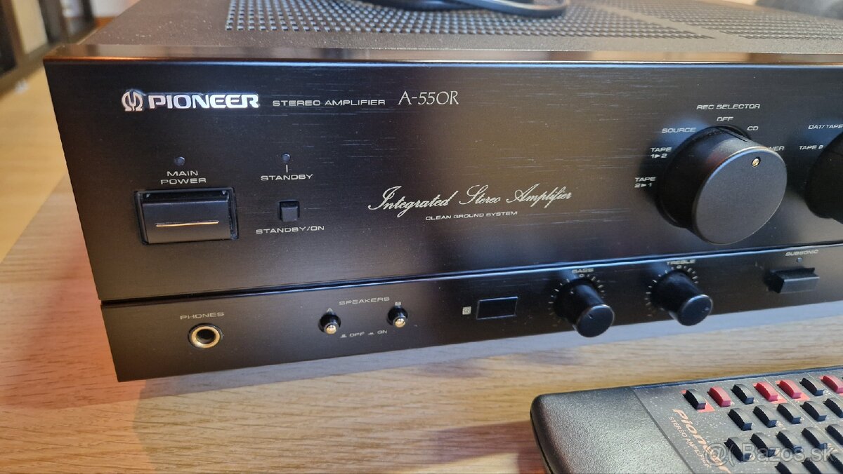 Pioneer A-550R - 4