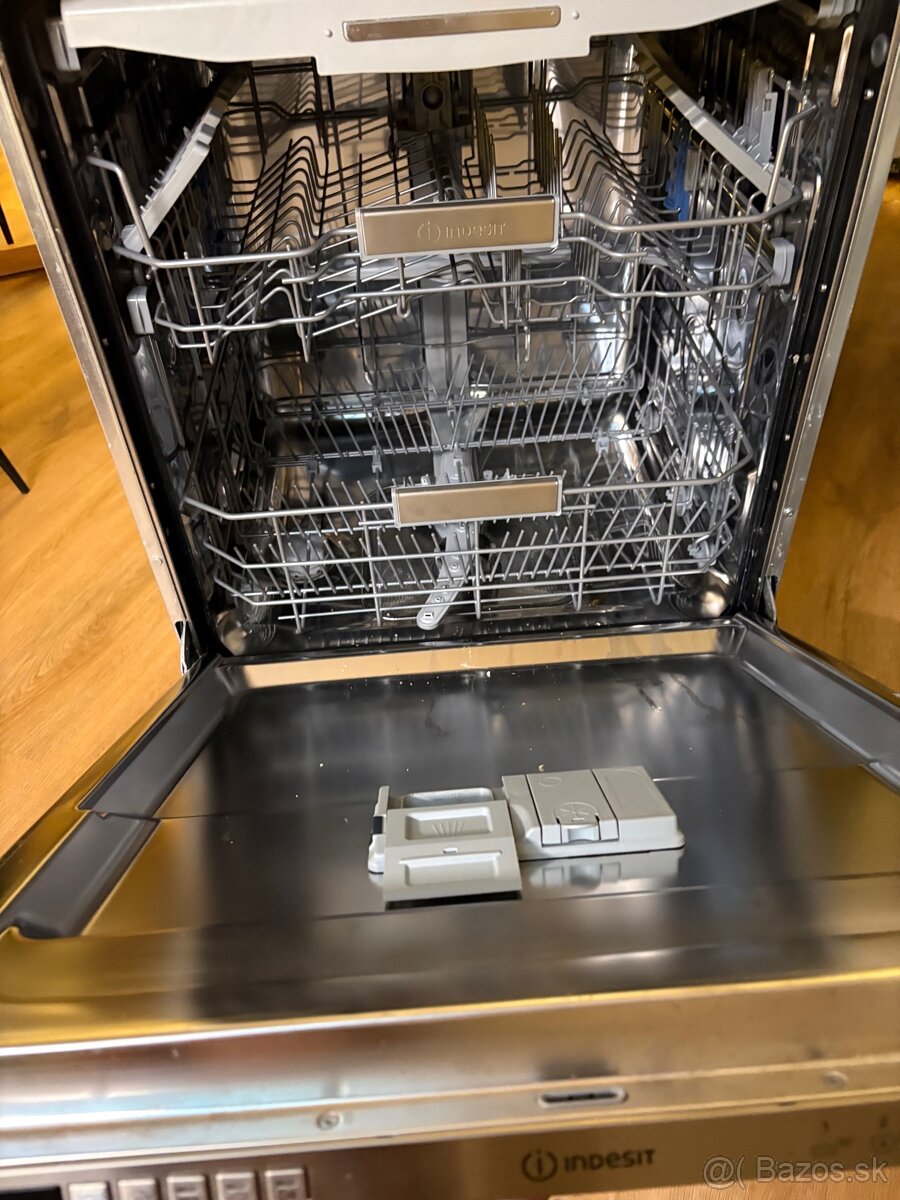 Indesit DIO 3T131 - 4