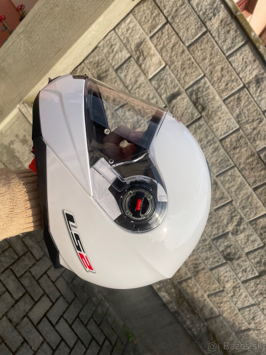 Prilba na motorku LS2 - 4