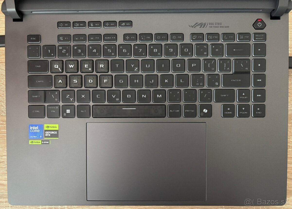 ASUS ROG Strix G16 5070Ti Eclipse Gray kovový - 4