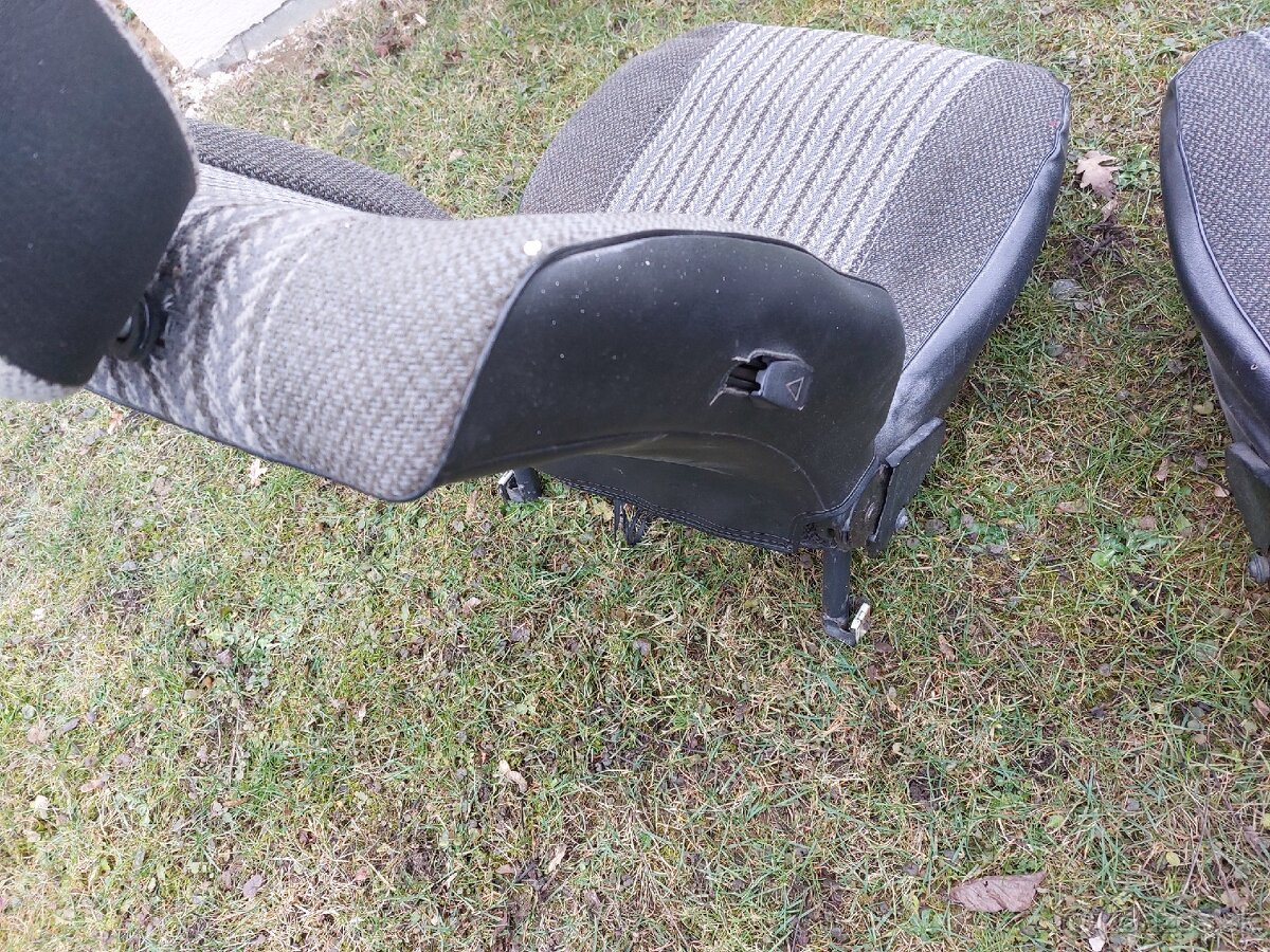 Golf mk1 sedadlá - 4