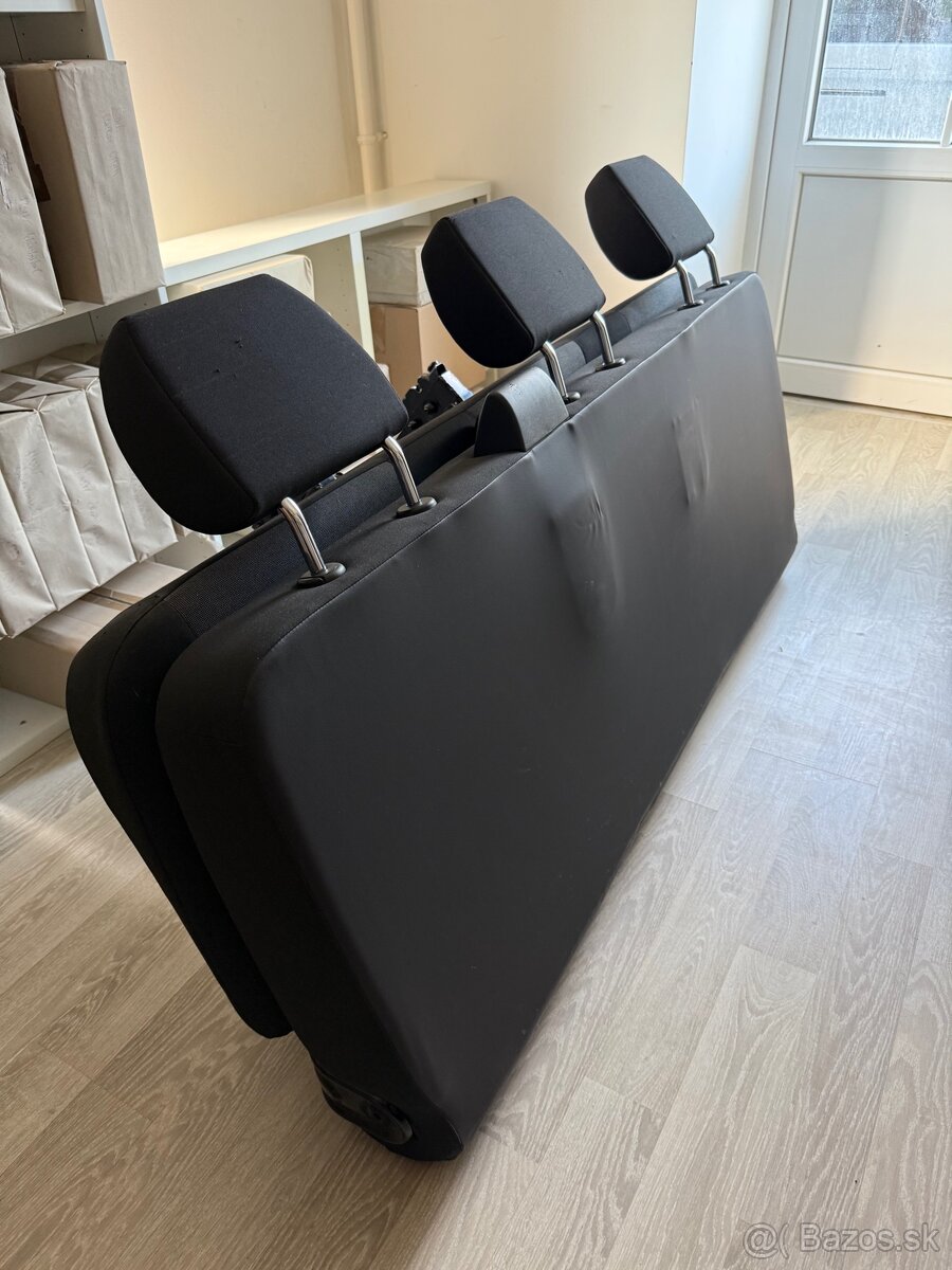 Sedačky VW Transporter T6 - 4