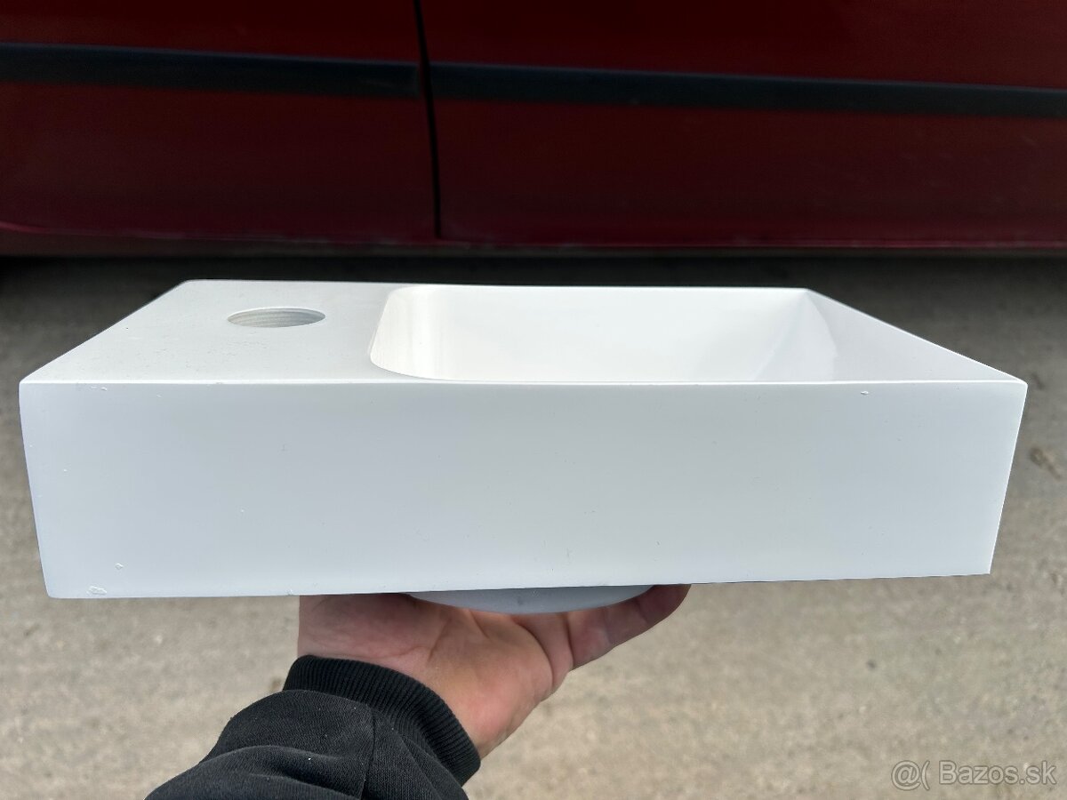 Predám 2x malé umyvadlá - 4