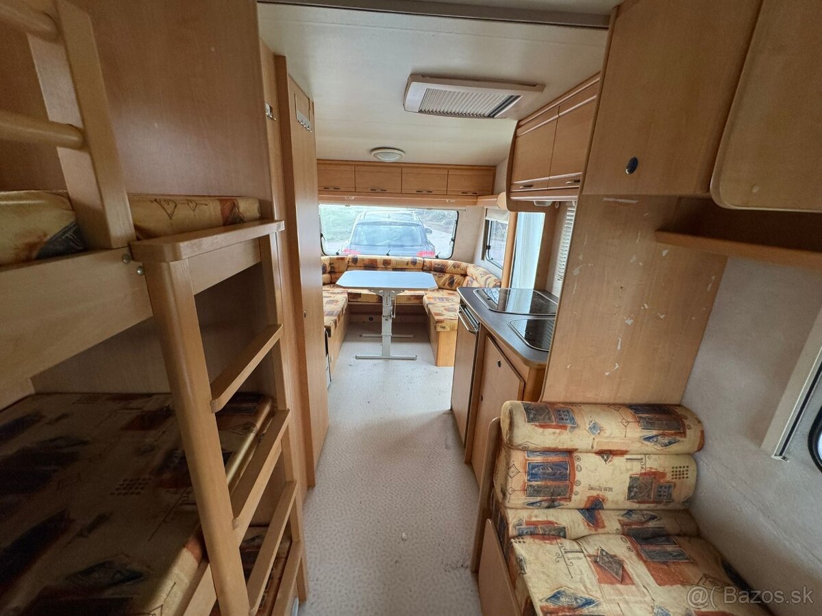 KARAVAN OBYTNÝ PRÍVES ROK 2001 - 4