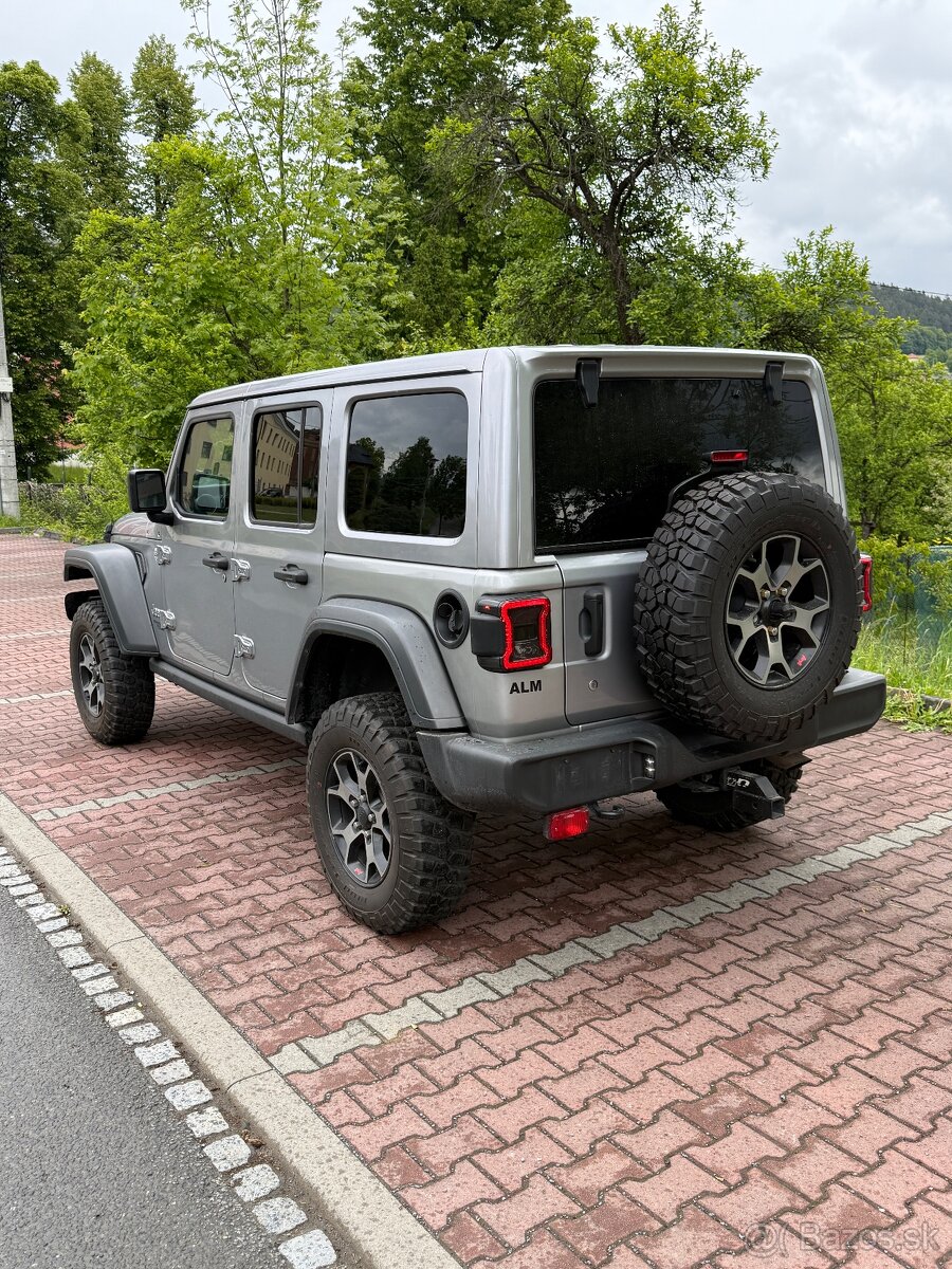 Jeep Wrangler Unlimited 2.0T 200kw—automat—2019—84.000km