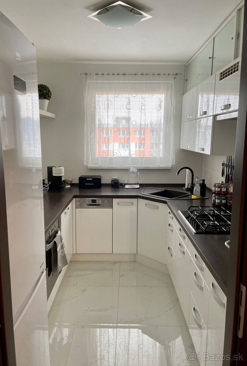 Prenájom 1 nepriechodná izba - 4