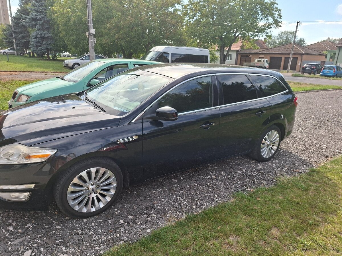 Ford mondeo combi 2L 120kw r.2011 - 4