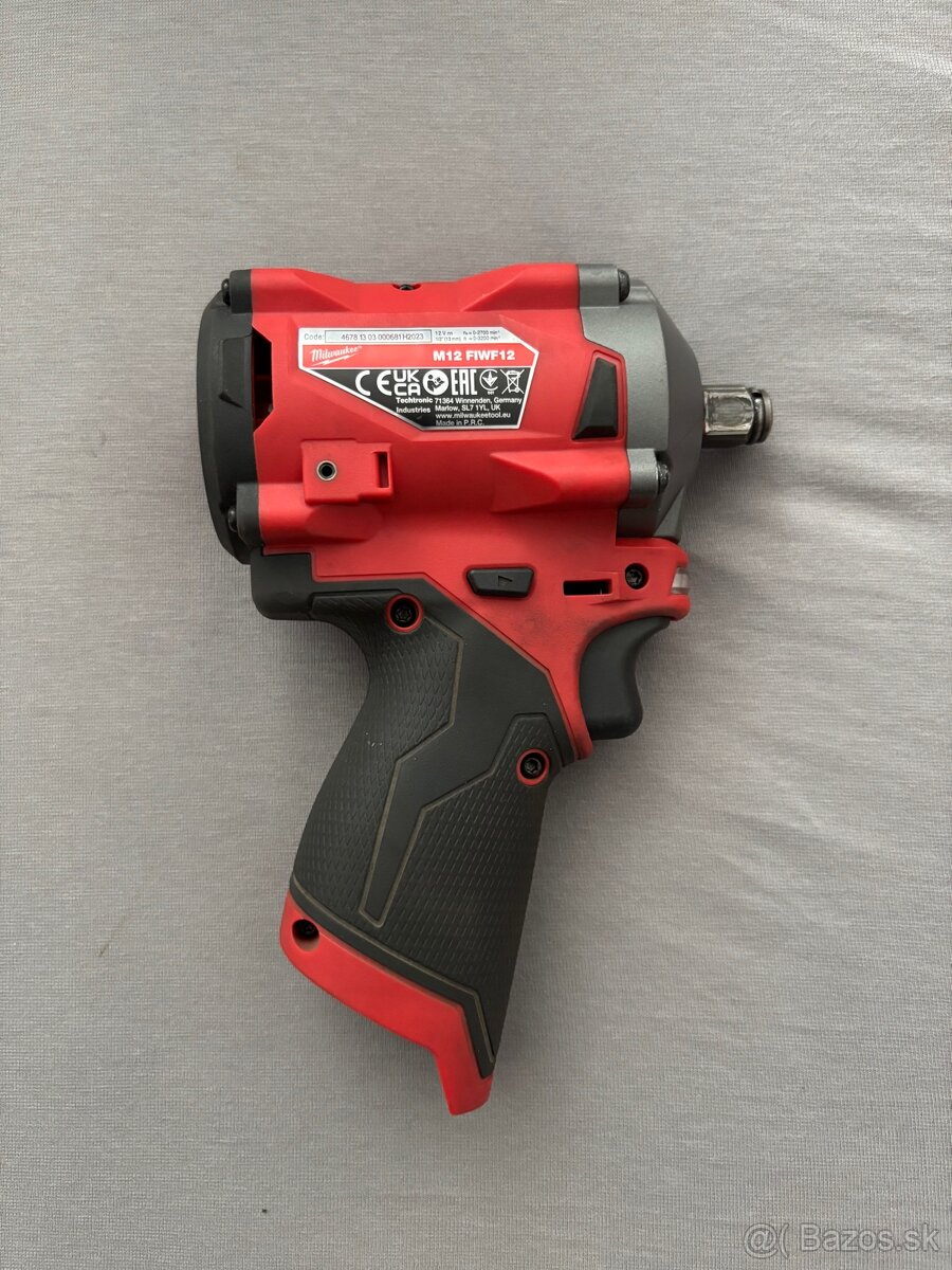 Milwaukee M12 FIWF12 Rázový uťahovák - 4