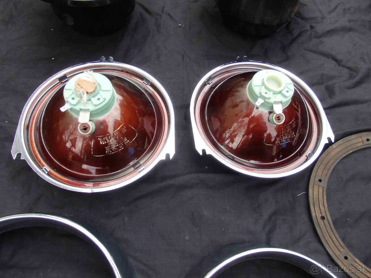 Škoda 1202 STW a 1203 nepoužité predné reflektory - 4