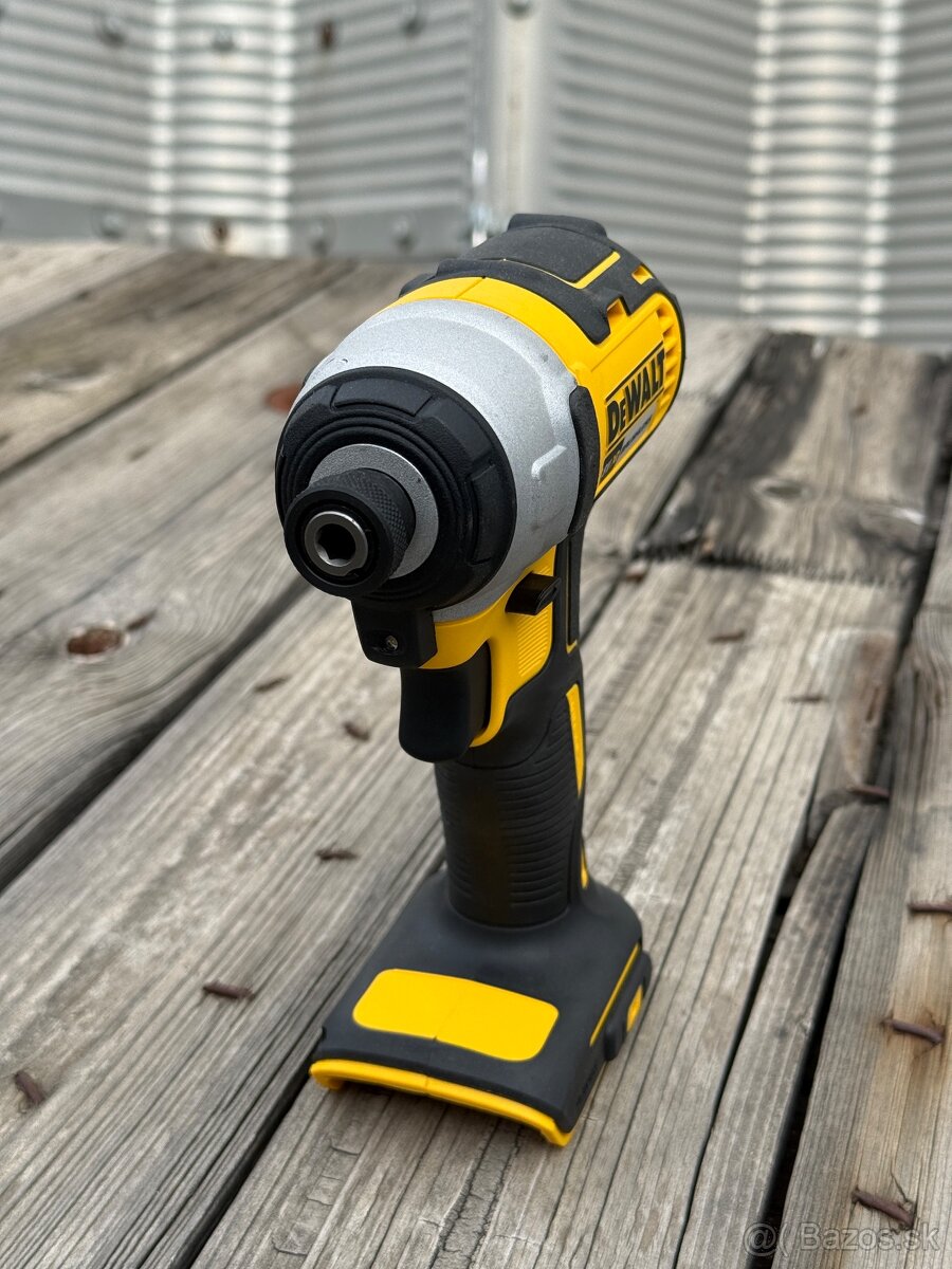 AKU razovy uťahovák Dewalt - 4