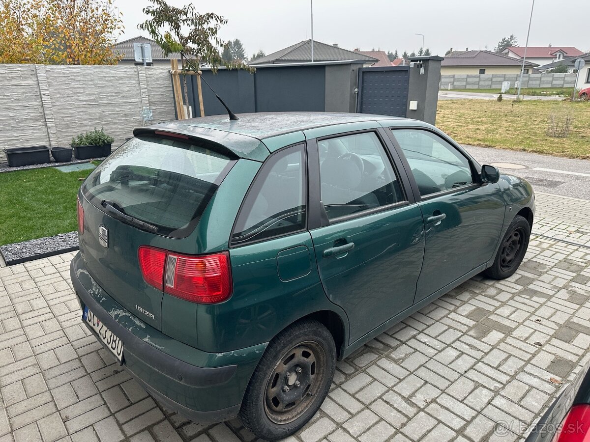 Predám SEAT Ibiza 1.4 2001 - 4