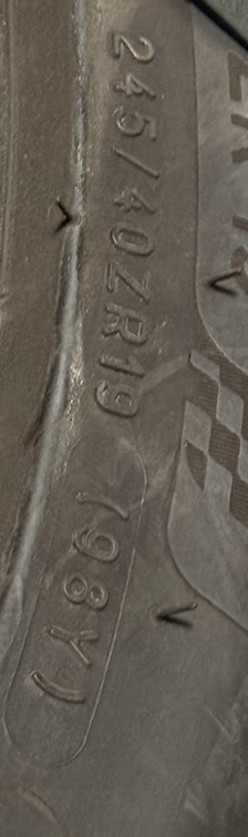 245/40 R19 Michelin Pilot Sport 4S - 4