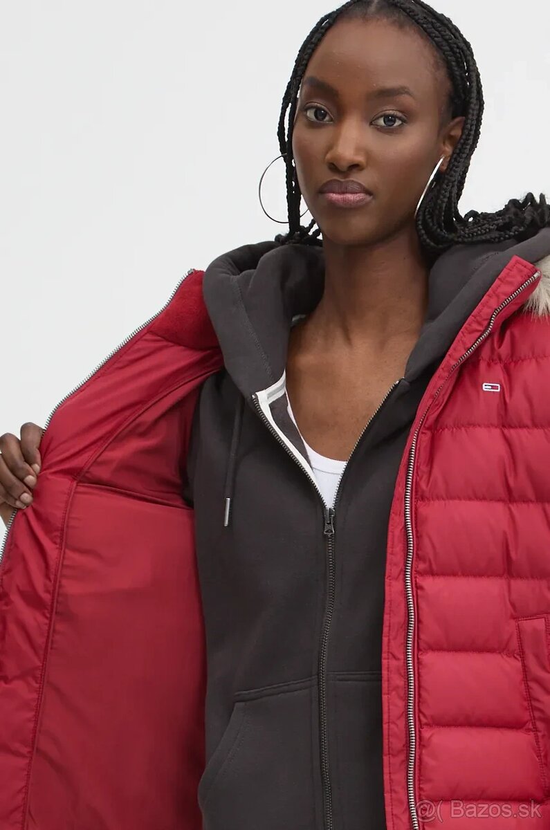 Páperová bunda Tommy Jeans dámska červená - 4