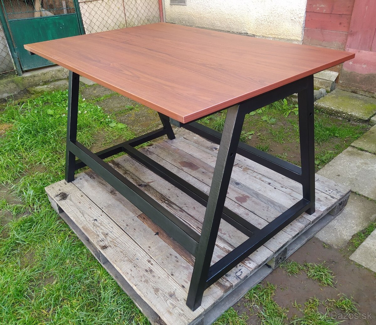 Stôl - 4