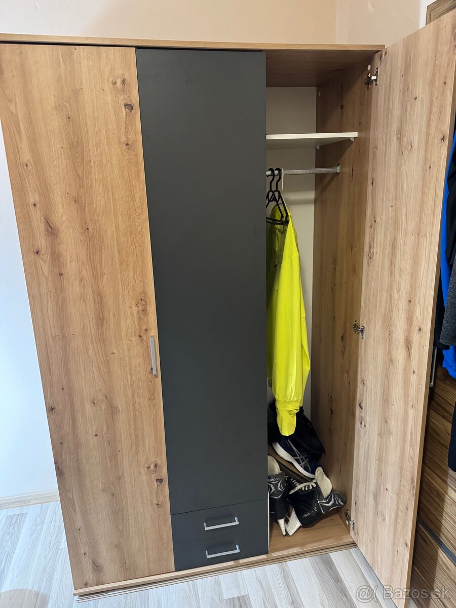 Šatníková skriňa - 4