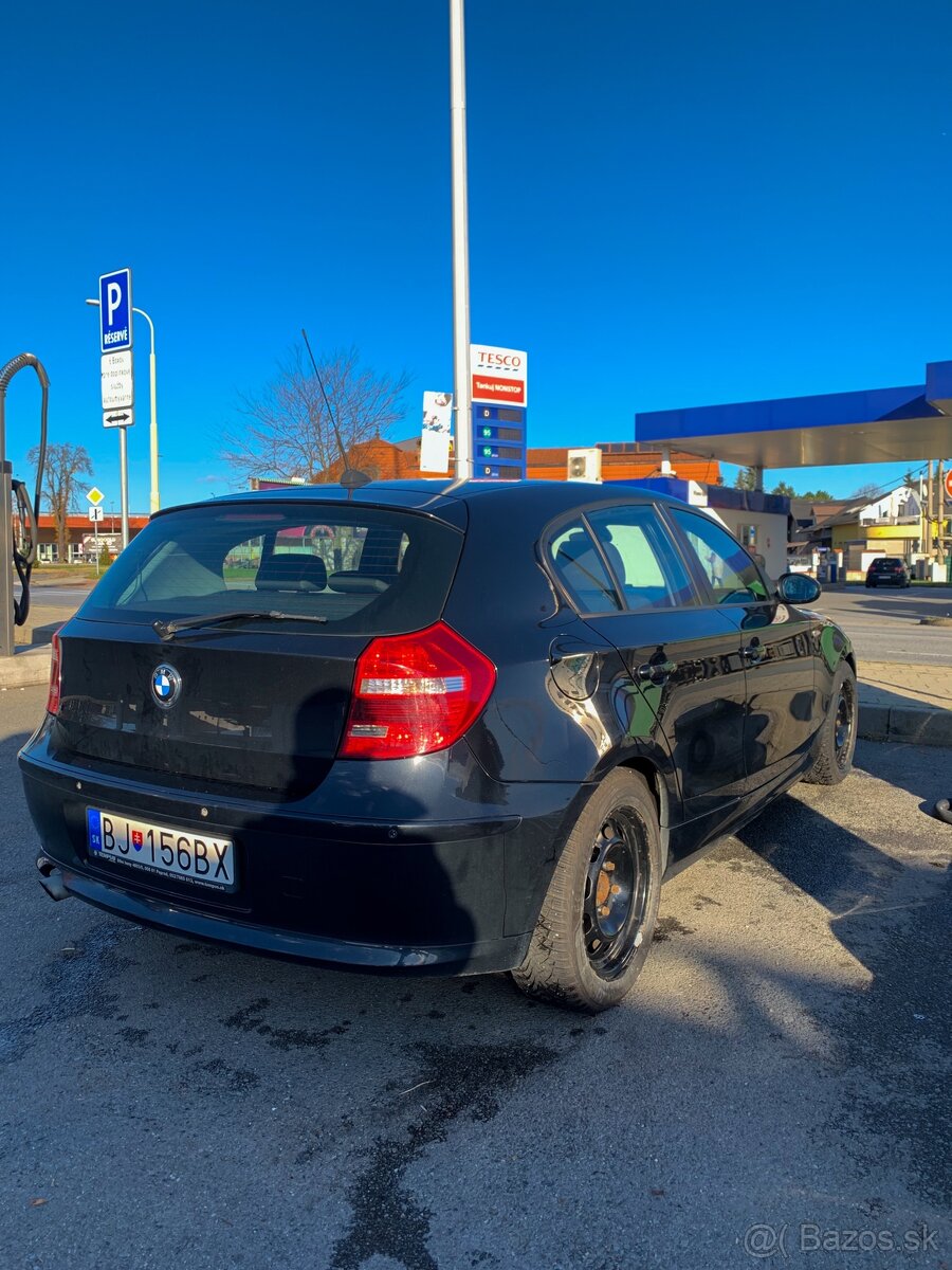 Predám BMW e87 118d - 4