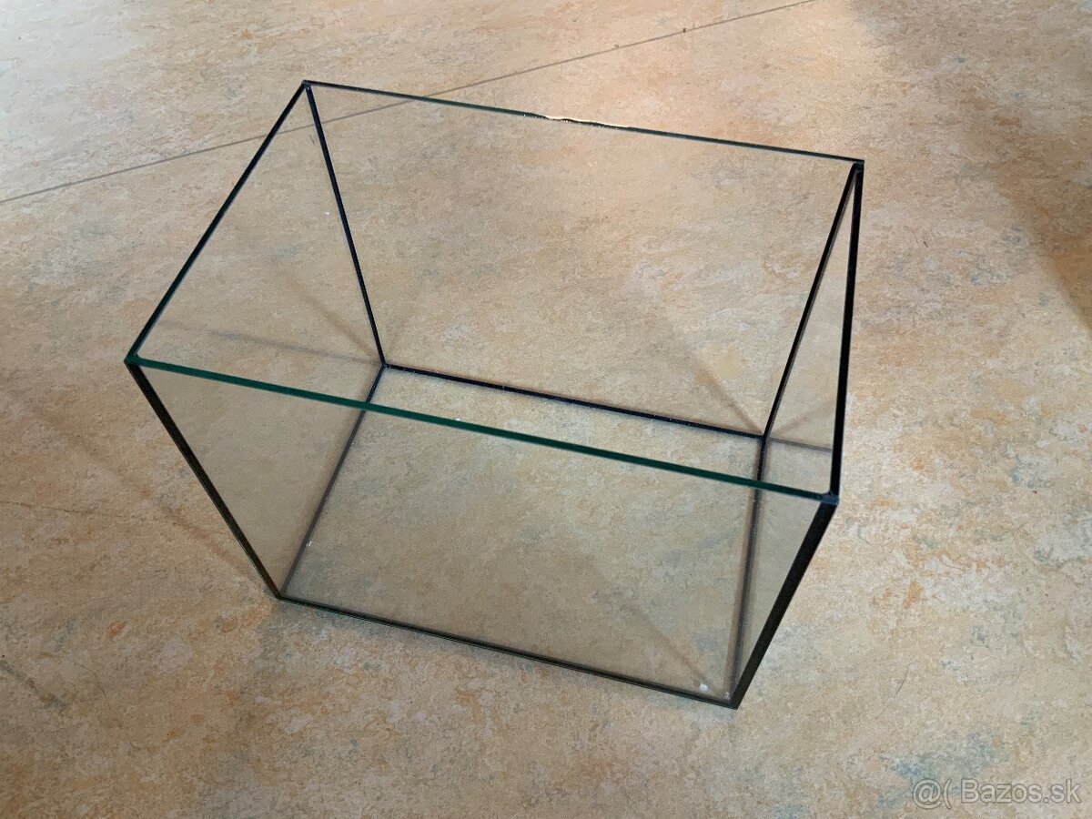 Predám akvárium terárium - 4