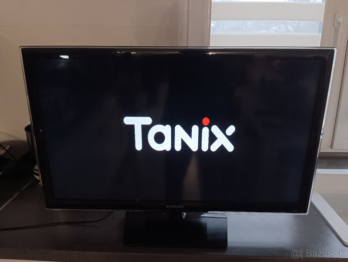 Predám SAMSUNG UE32D4000 - 4