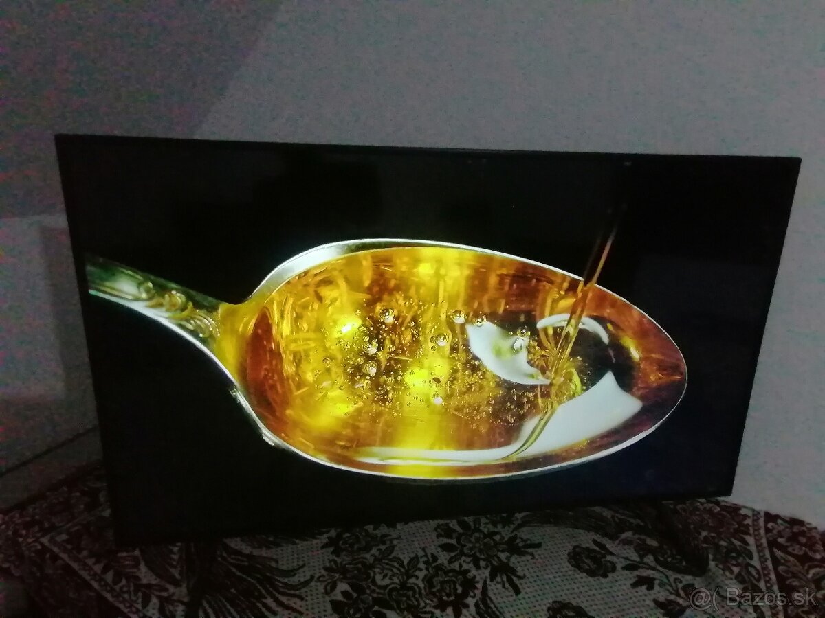 4k smart TV Samsung UE55NU7172U - predám. - 4