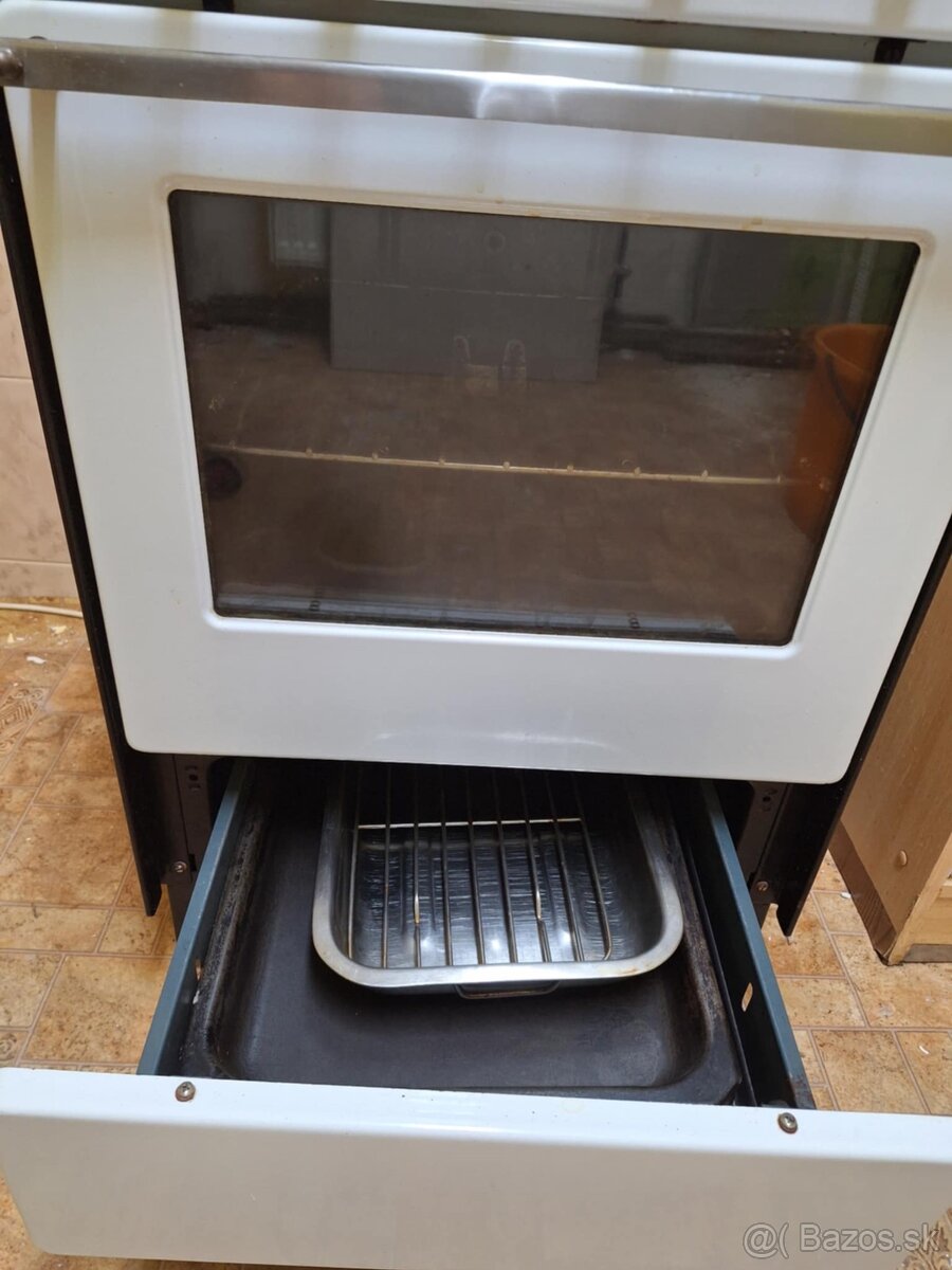 Sporák MORA 2135 – plynová varná doska + elektrická rúra - 4