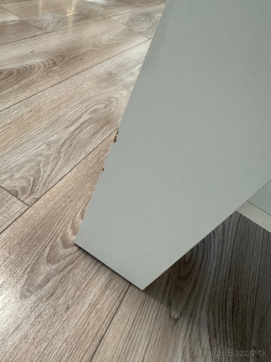 Konferenčný stolík - 4