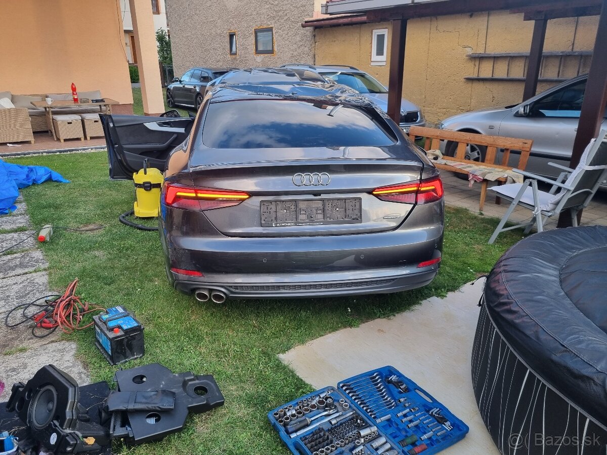 Audi a5 f5 zadne led matrix svetla - 4