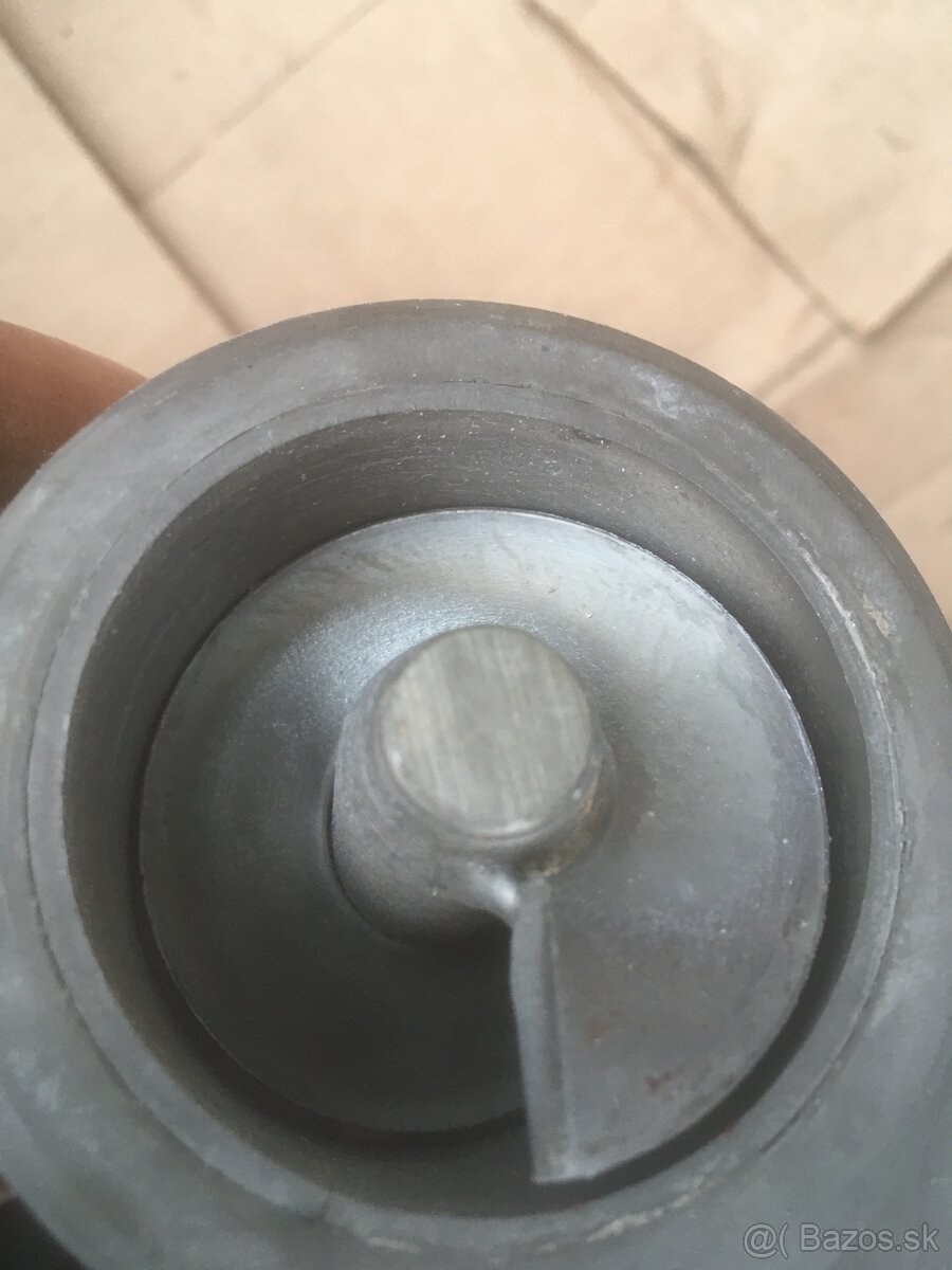 Predám šparovaciu pištol do aku vrtačky. - 4