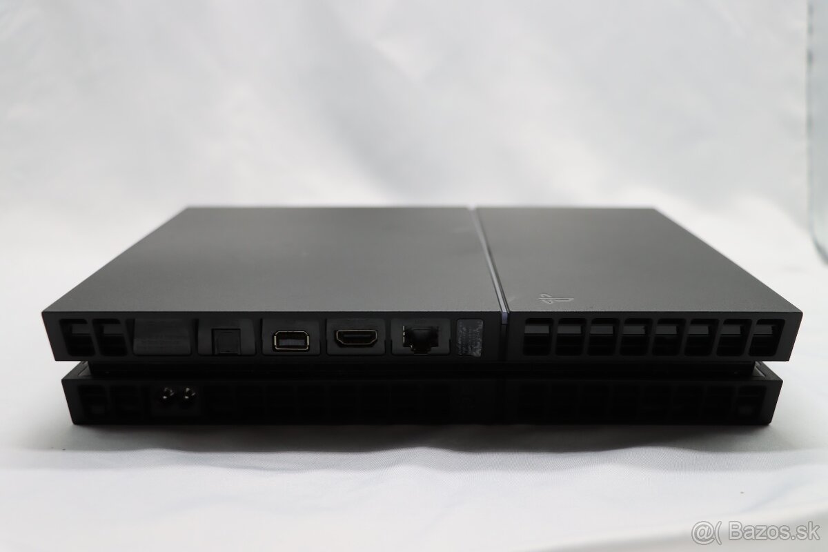 PS4 CUH-1216A + červený DualShock 4 - 4