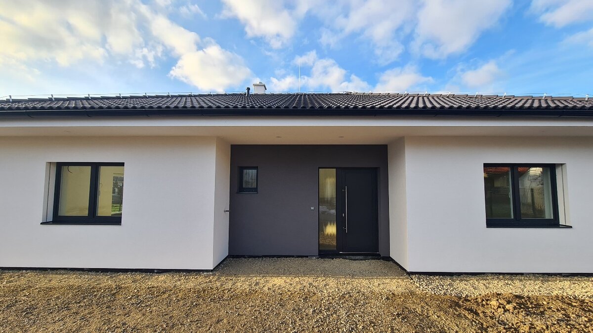 Na predaj novostavba 4 izbového rodinného domu / bungalov - 4