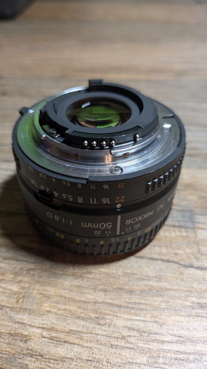 Nikon AF Nikkor 50mm f/1.8D - 4