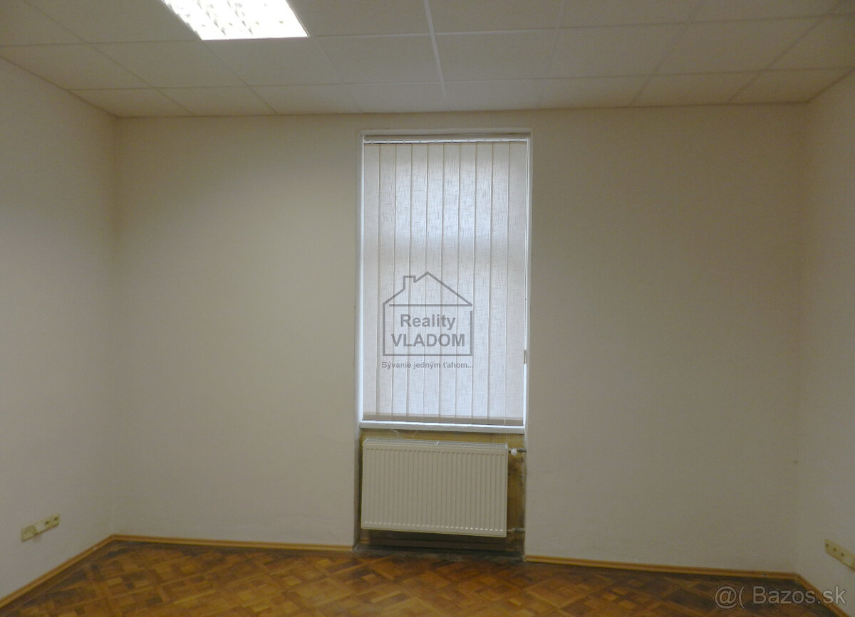 ✔️ 2 prepojené kancelárske miestnosti s parkovaním. - 4