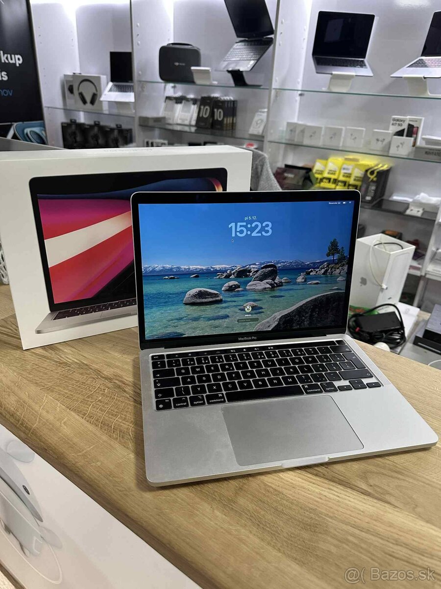 Macbook Pro M1 1TB, 16GB RAM - 4