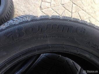 Predám peum r16 205/55 zimné 5/6,5mm - 4