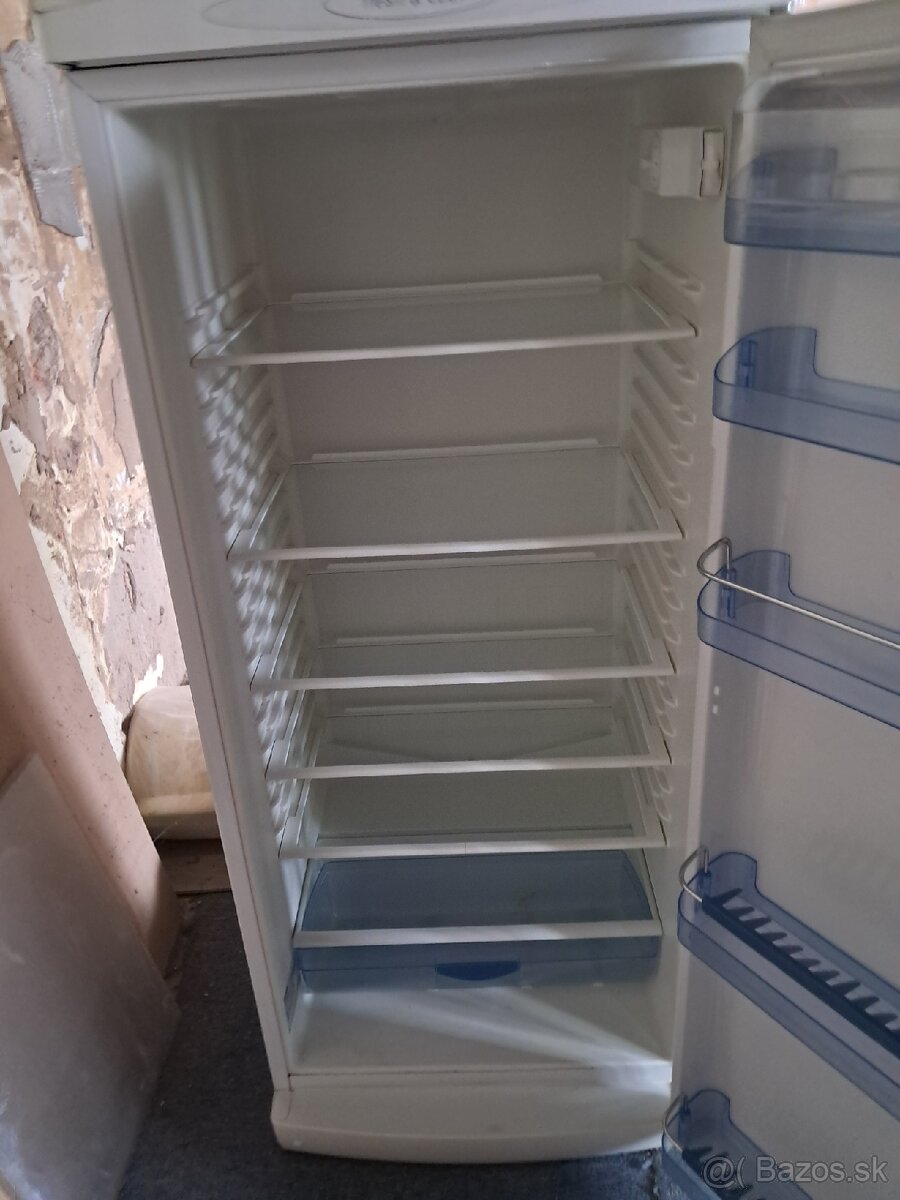 Predávam chladničku a mrazničku - 4