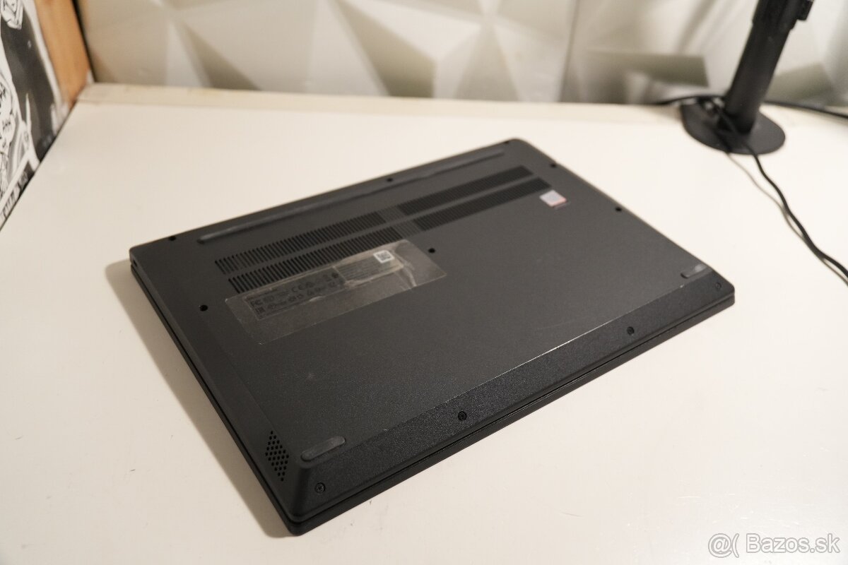 Lenovo IdeaPad gaming notebook - 4
