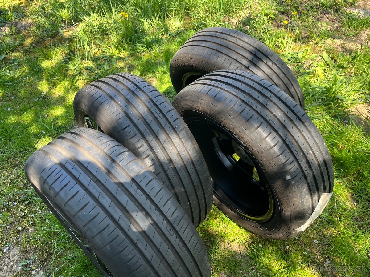 205/55 r17 letne Goodyear - 4