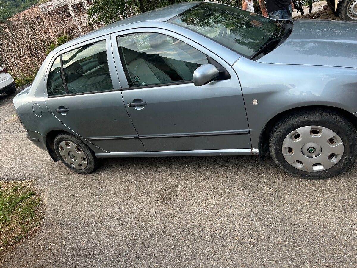 Škoda fabia 1.4 - 4