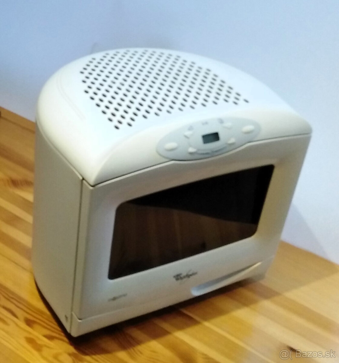 Rohova mikrovlnka Whirlpool IL 10 WH - 4