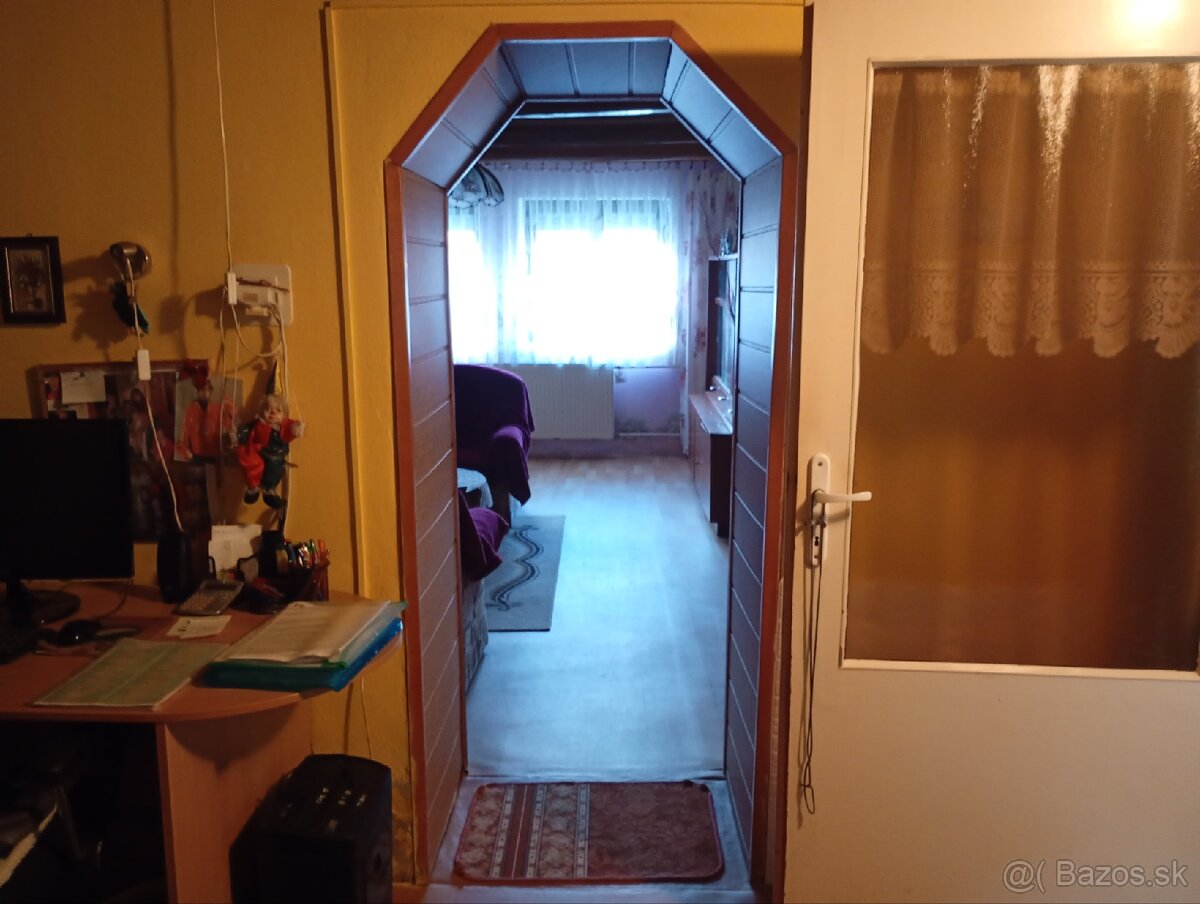 Rodinný dom v Hronskom Beňadiku. - 4