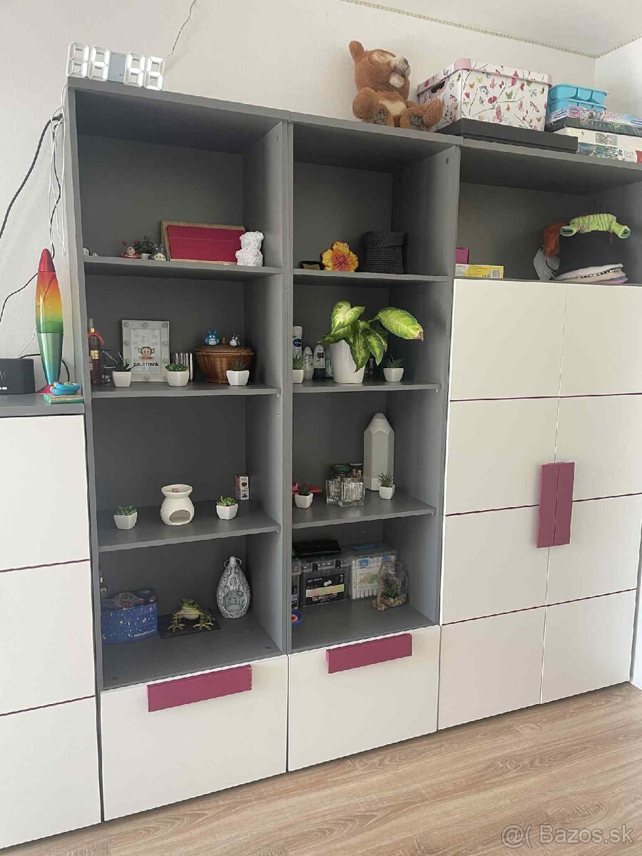 Študentská skriňová zostava - 4