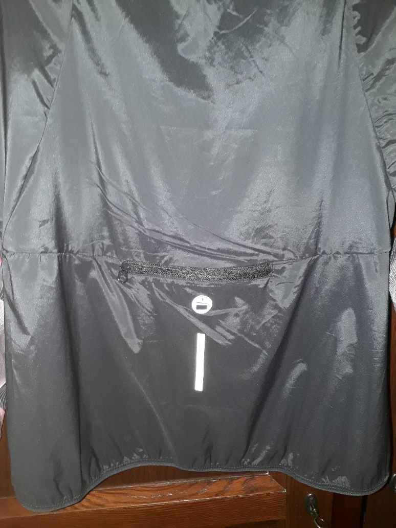 šuštáková bunda- bežecká - M - 4