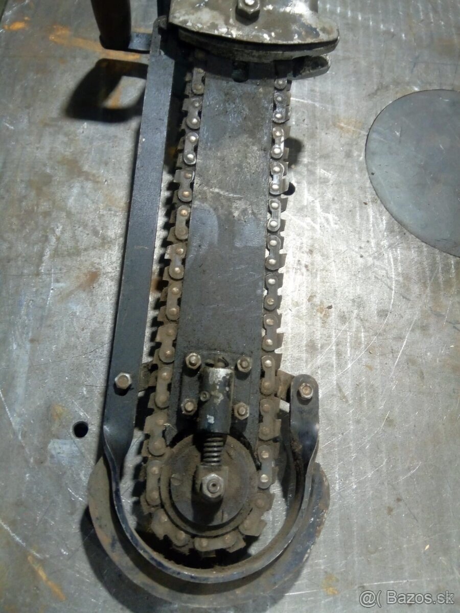 Píla pohanana stlačeným vzduchom alebo hydraulickým olejom - 4