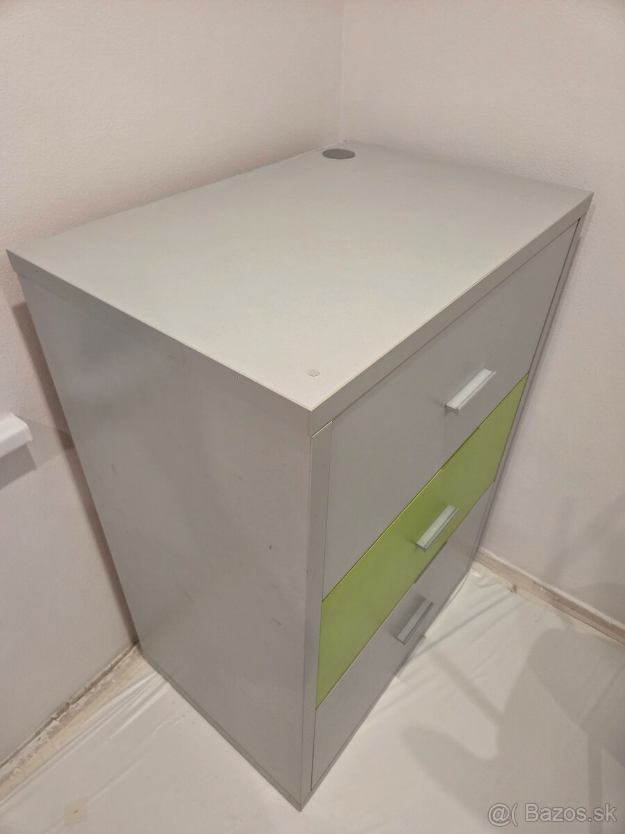 Komoda, 3 zásuvky - 4