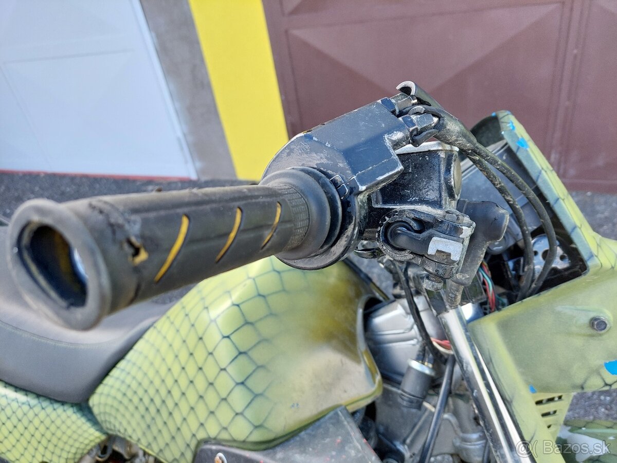 Predám KAWASAKI KLR 600 - 4