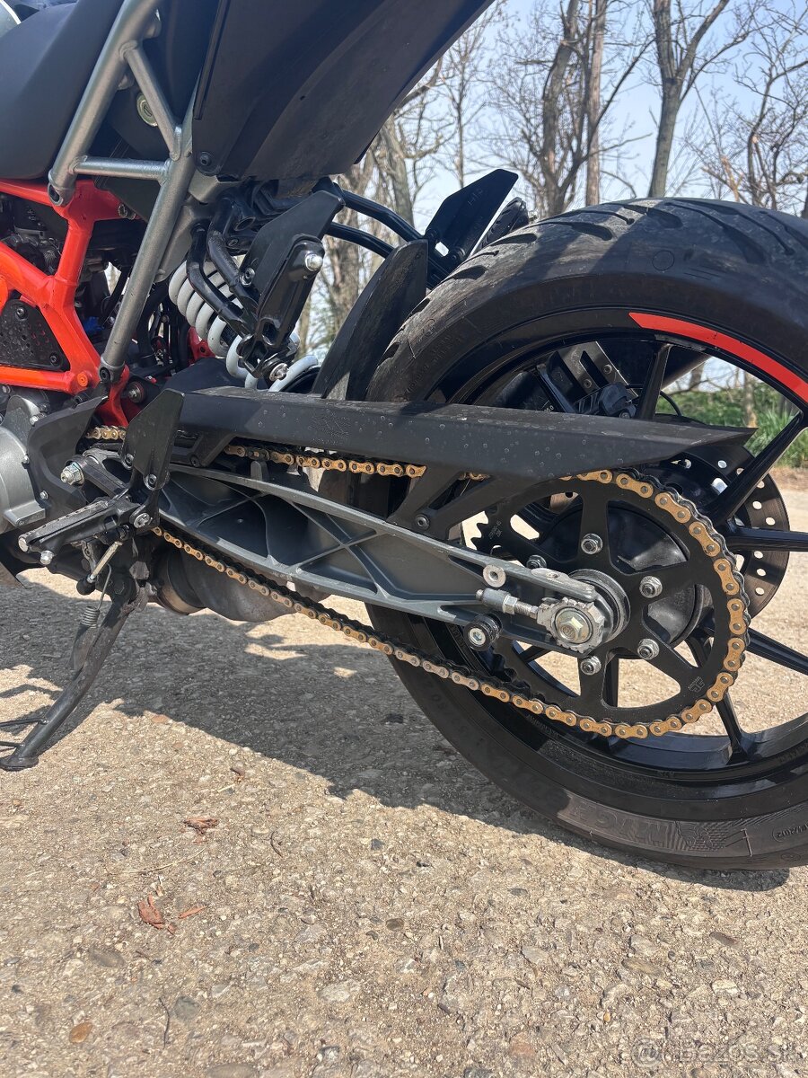 KTM DUKE 125 2021 - 4