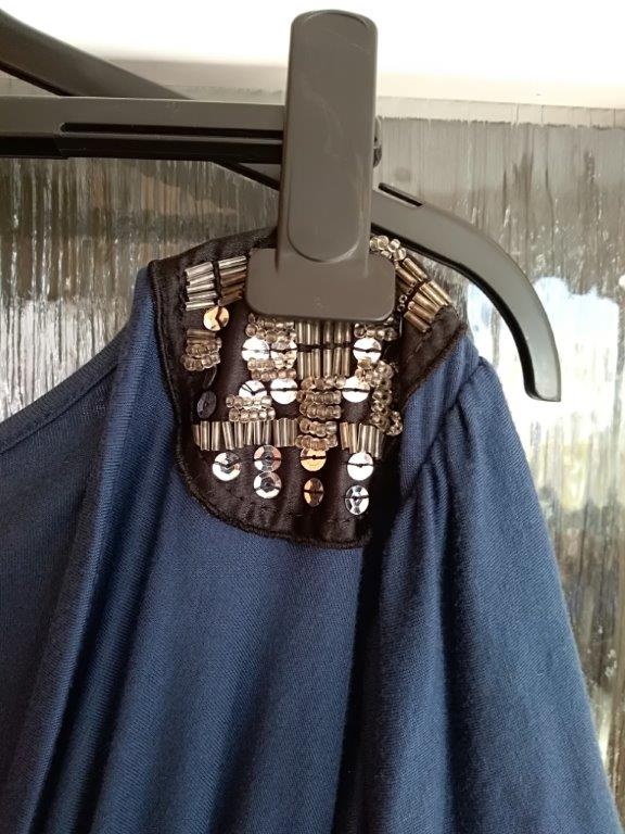 Dámske tričká v. L - 4