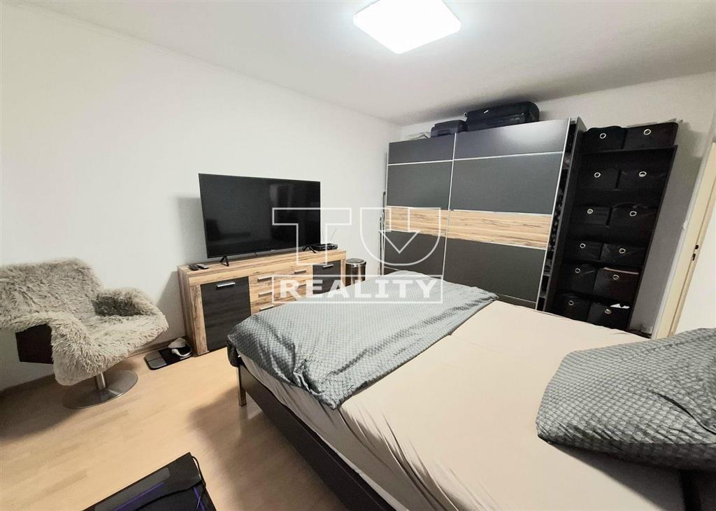 EXKLUZÍVNE-TU reality ponúka na predaj 2 izbový byt o... - 4