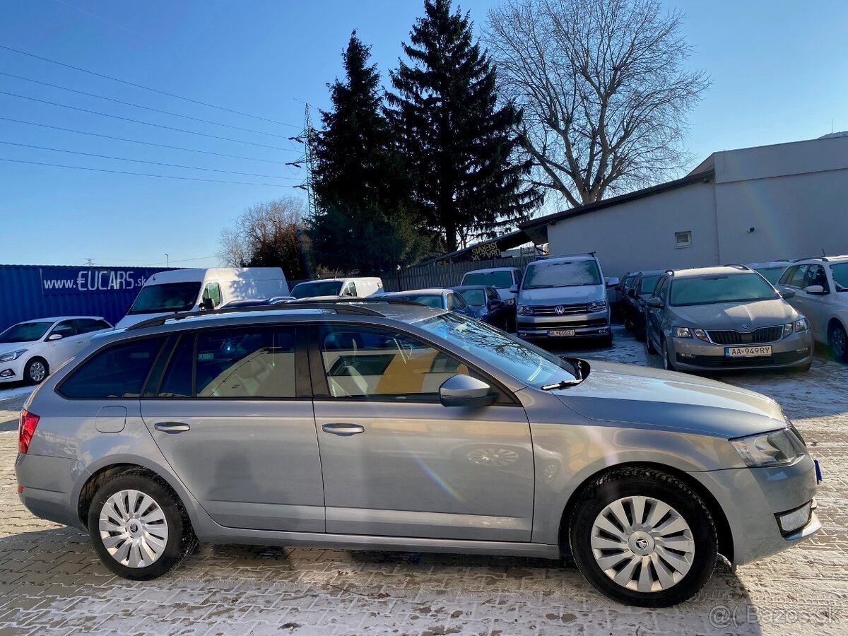 ŠKODA OCTAVIA 1.6 TDI COMBI - 4